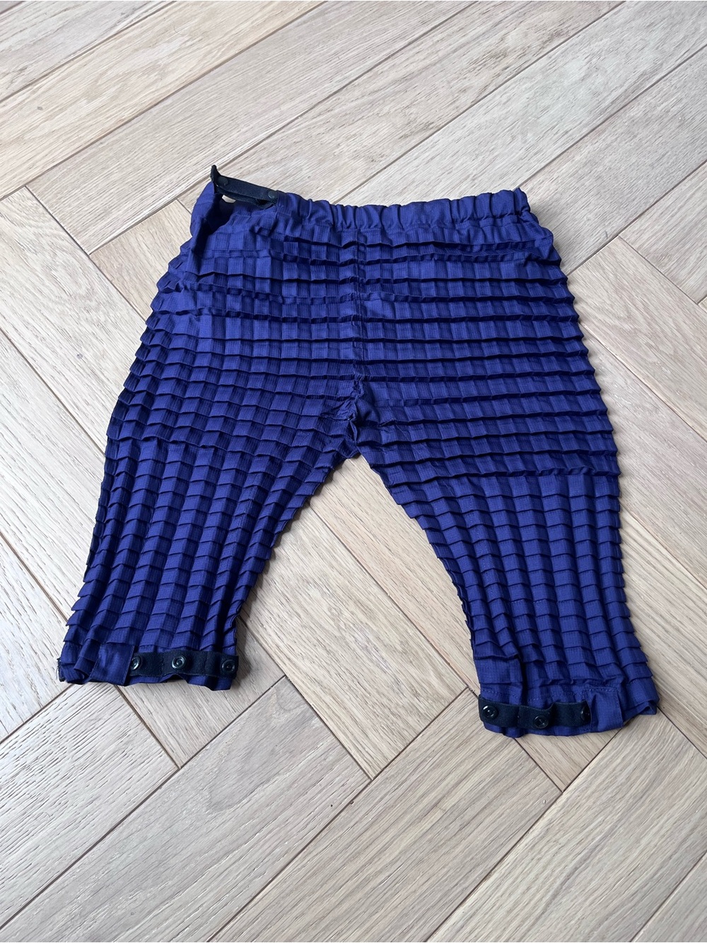 Petit Pli Kids blue Pleated Pants

Versatile sizing, fits 9 months to 4 years